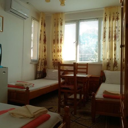 House Georgievi Apartment Созопол Екстериор снимка