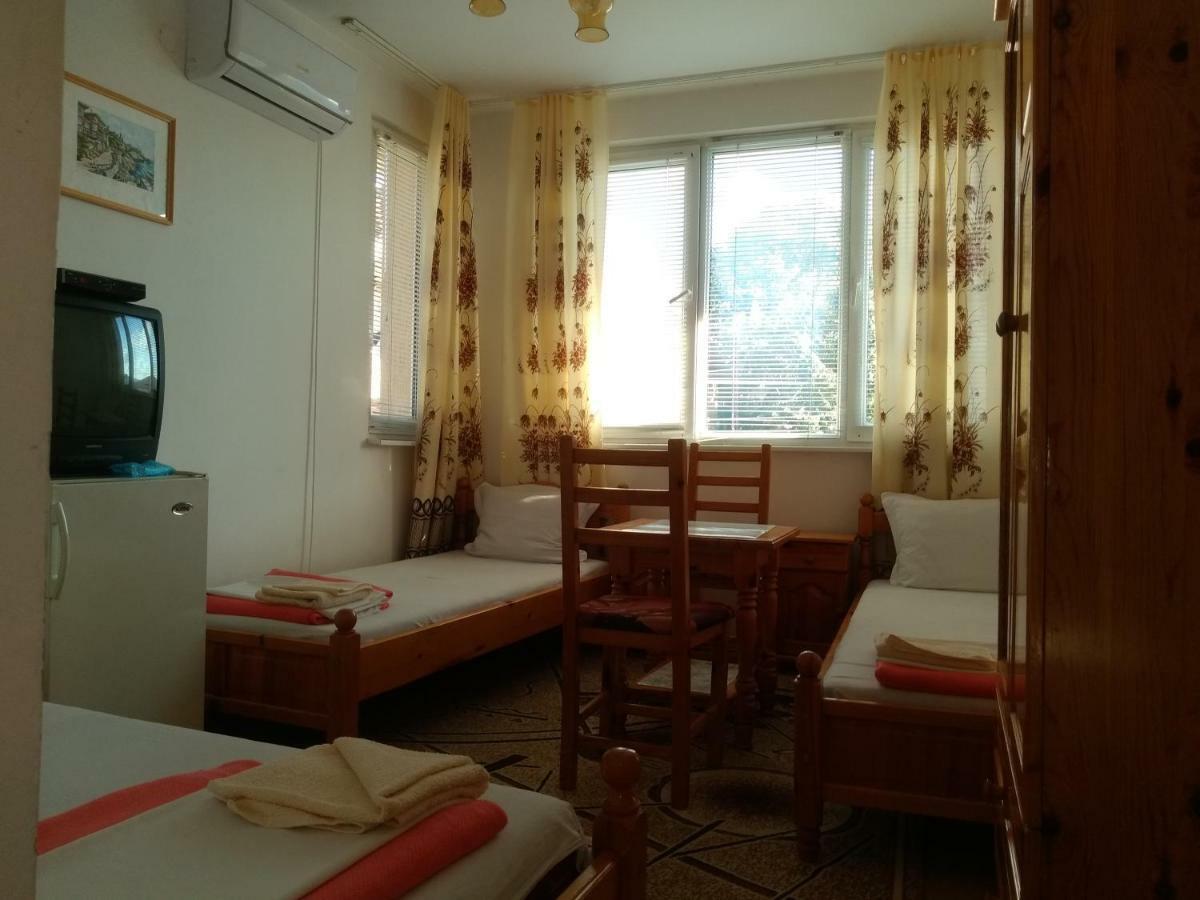 House Georgievi Apartment Созопол Екстериор снимка